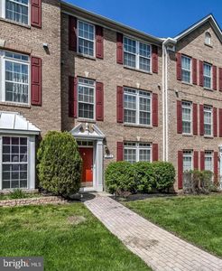 1511 Martock Ln
