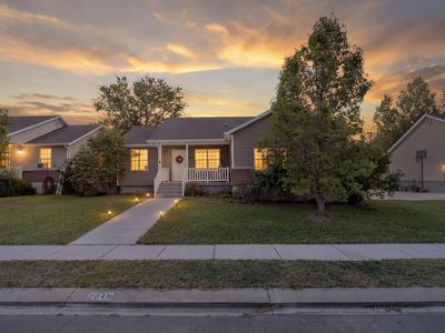 2048 E Juniper Dr