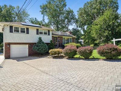 38 Serafin Pl