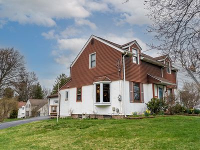 1712 Blossom Rd