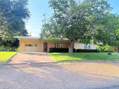 1803 Lantana Ln