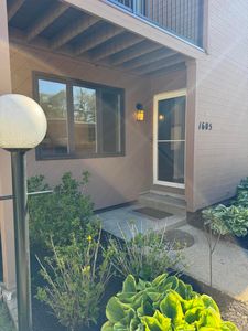 1605 Earthstone Dr