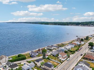 Property at 479 Park Ave, Portsmouth, RI