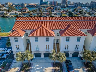 161 Brightwater Dr APT 8