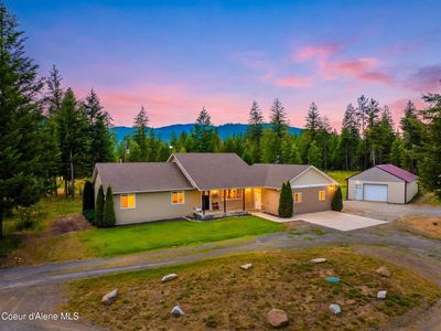 16 Hadley Ln