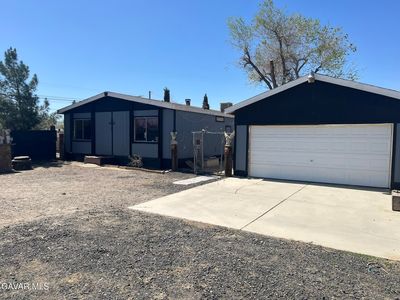 Property at 10247 E Avenue S, Littlerock, CA