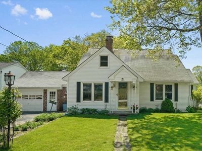 21 Eaton Pl