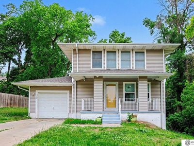 3704 Decatur St