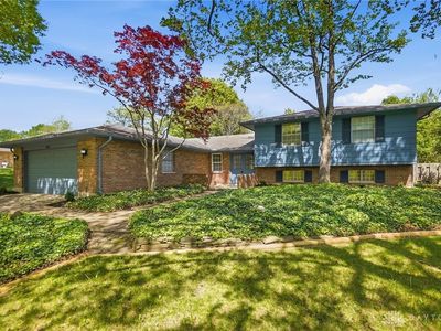 2321 Pondview Dr