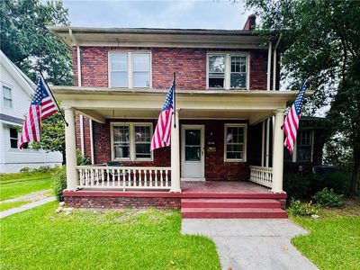 1328 Magnolia Ave