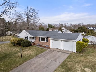 41 Country Ln