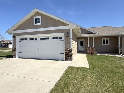 1923 Tanbury Ln
