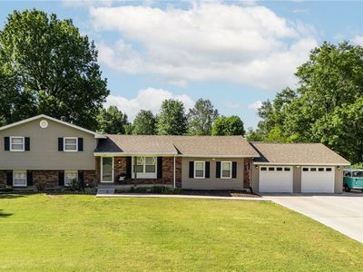 113 Holmes Dr