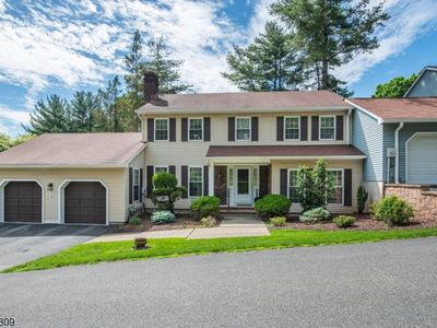 1 Birdseye Cir