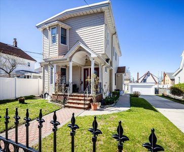 14811 10th Ave