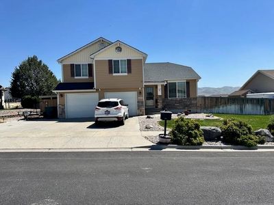 1230 Dolostone Dr