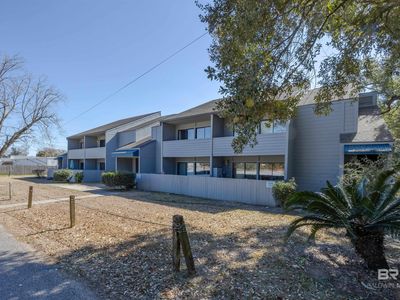 132 W Satsuma Ave