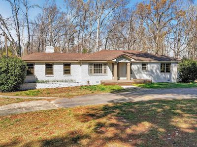 612 Skippers Lodge Rd