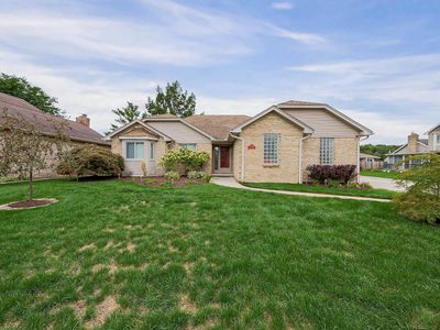 Property at 33785 Farmview Ln, Fraser, MI