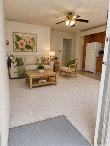 1714 Anapuni St APT 304