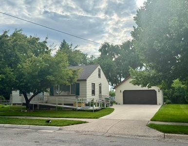 Property at 38 Rose Ave N, Maple Lake, MN