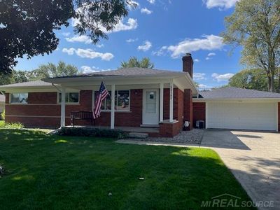 53165 Briar Dr