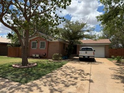 1216 E Karen Dr