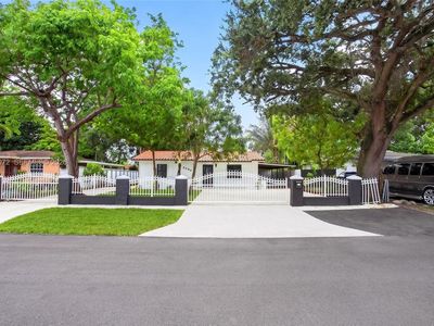 9290 NW 32nd Court Rd