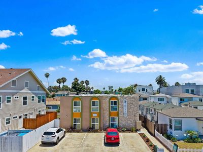 4659 North Ave