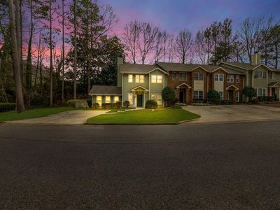 250 Peachtree Hollow Ct