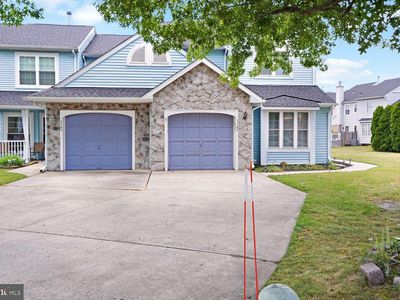 1147 Shamrock Way