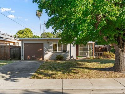 1960 La Jolla Dr