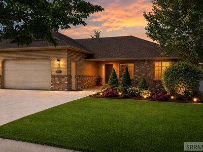 Property at 614 Eaglewood Dr, Rexburg, ID