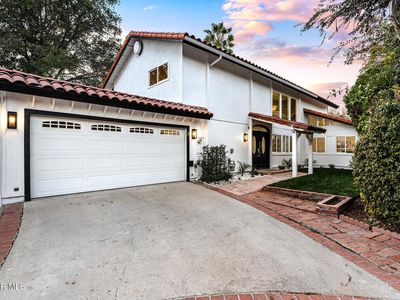 1085 S Triunfo Canyon Rd