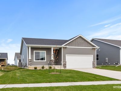 1023 NW Yorktown Dr