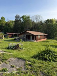 912 Raccoon Valley Rd