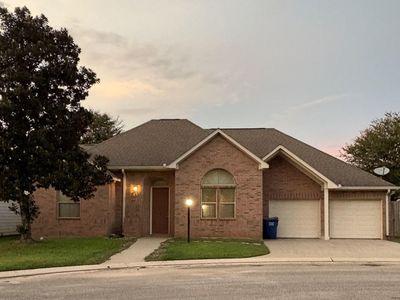 104 Sunset Ct