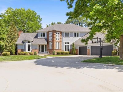 7505 El Monte Cir