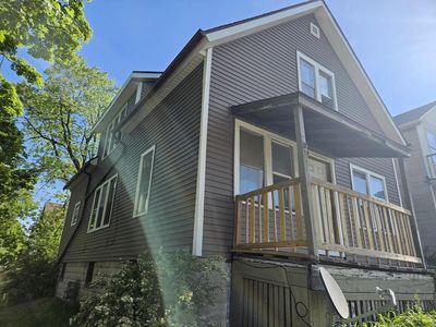 2830 W Saint Paul AVENUE #Upper
