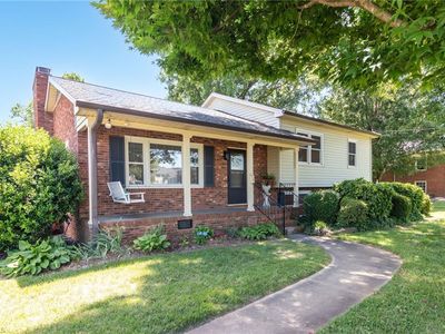 1132 Glennview Dr
