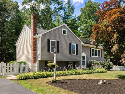 Property at 86 Maplewood Dr, Hanover, MA