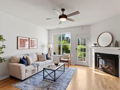 100 Stratford Lakes Dr UNIT 227