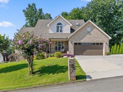 161 Ivy Way NW