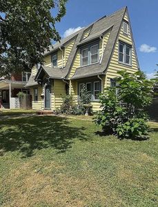 901 N McKinley Ave