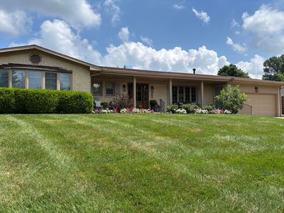 697 Cindy Blair Way