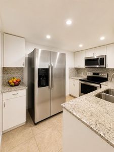 1460 NE 169th St APT 108