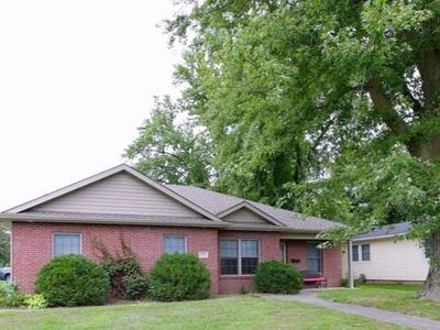 Property at 510 E Lakeview Ave, Centralia, MO