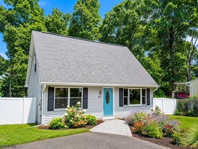 21 Woodland Trl S