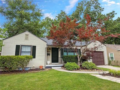 Property at 5444 Linden St, Roeland Park, KS