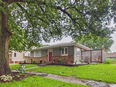 411 C Ave W